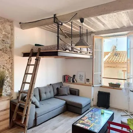 The Massena - Hypercentre - Ac - Old Town Apartment *